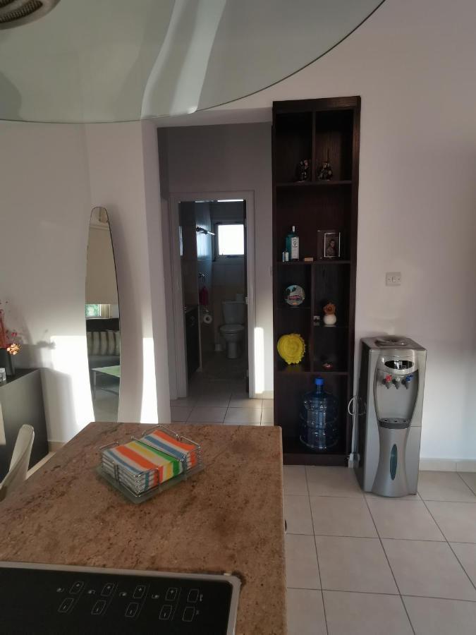 Garden Luxury Apartment Айя Напа Екстериор снимка