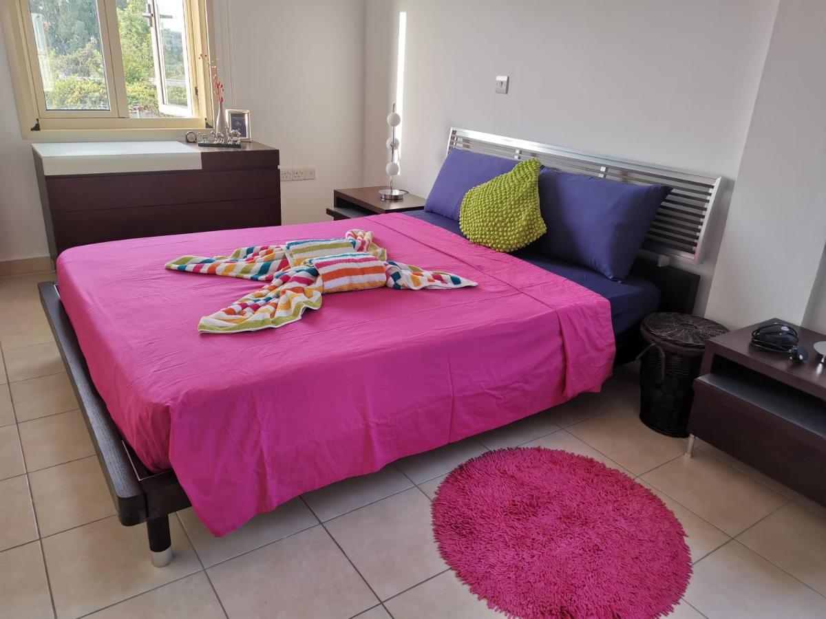 Garden Luxury Apartment Айя Напа Екстериор снимка