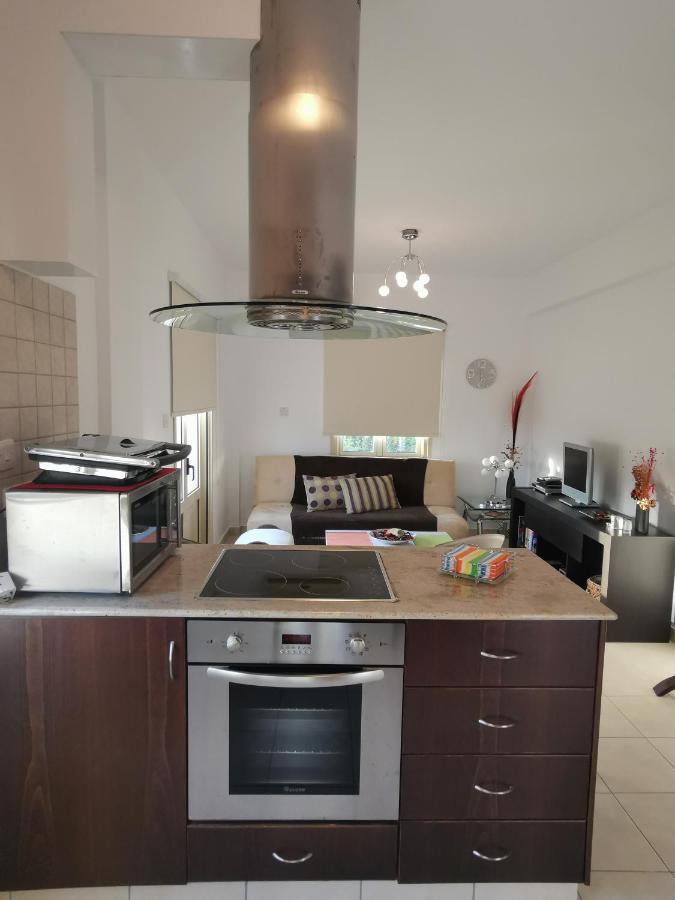 Garden Luxury Apartment Айя Напа Екстериор снимка